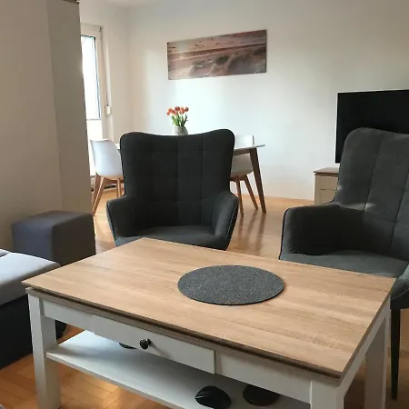 Haus Annelie 3 Eg/og Lejlighed Dranske