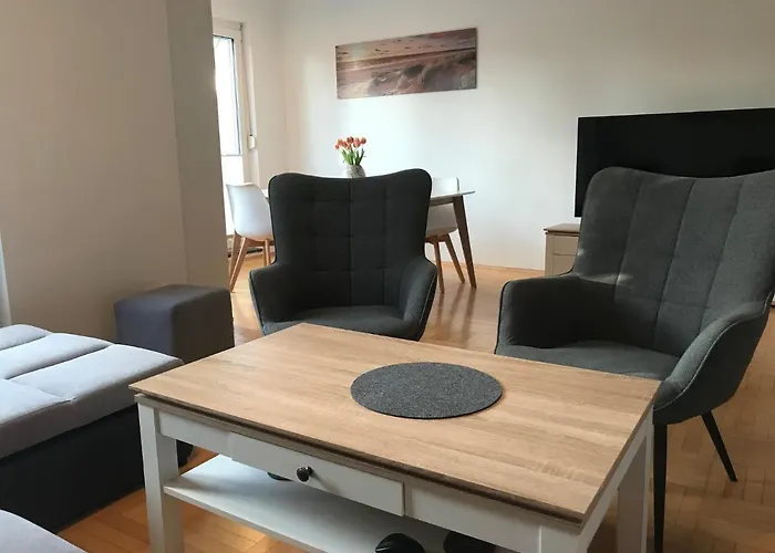Haus Annelie 3 Eg/og Lägenhet Dranske